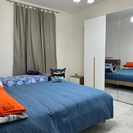 5.1 アパート ナポリ