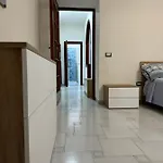 5.1 * Nápoles